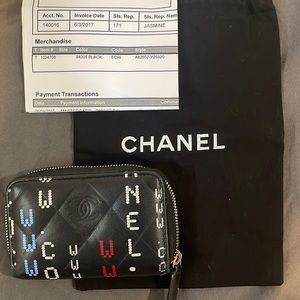 *AUTHENTIC* Chanel LIMITED EDITION Dot Collection Zip around Card Case
